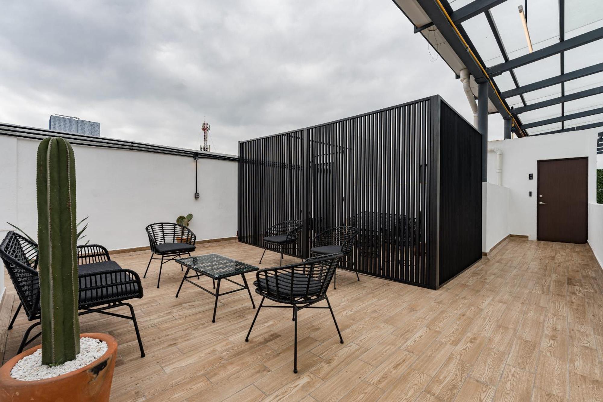 Mariano Escobedo Apartments By Vh Mexico By Eksteriør billede